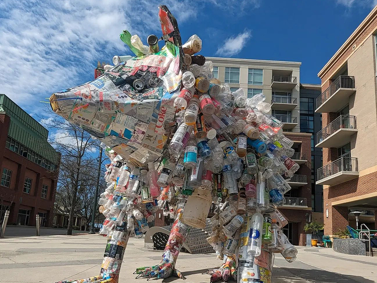 15 Minutes: Artist Nyssa Collins