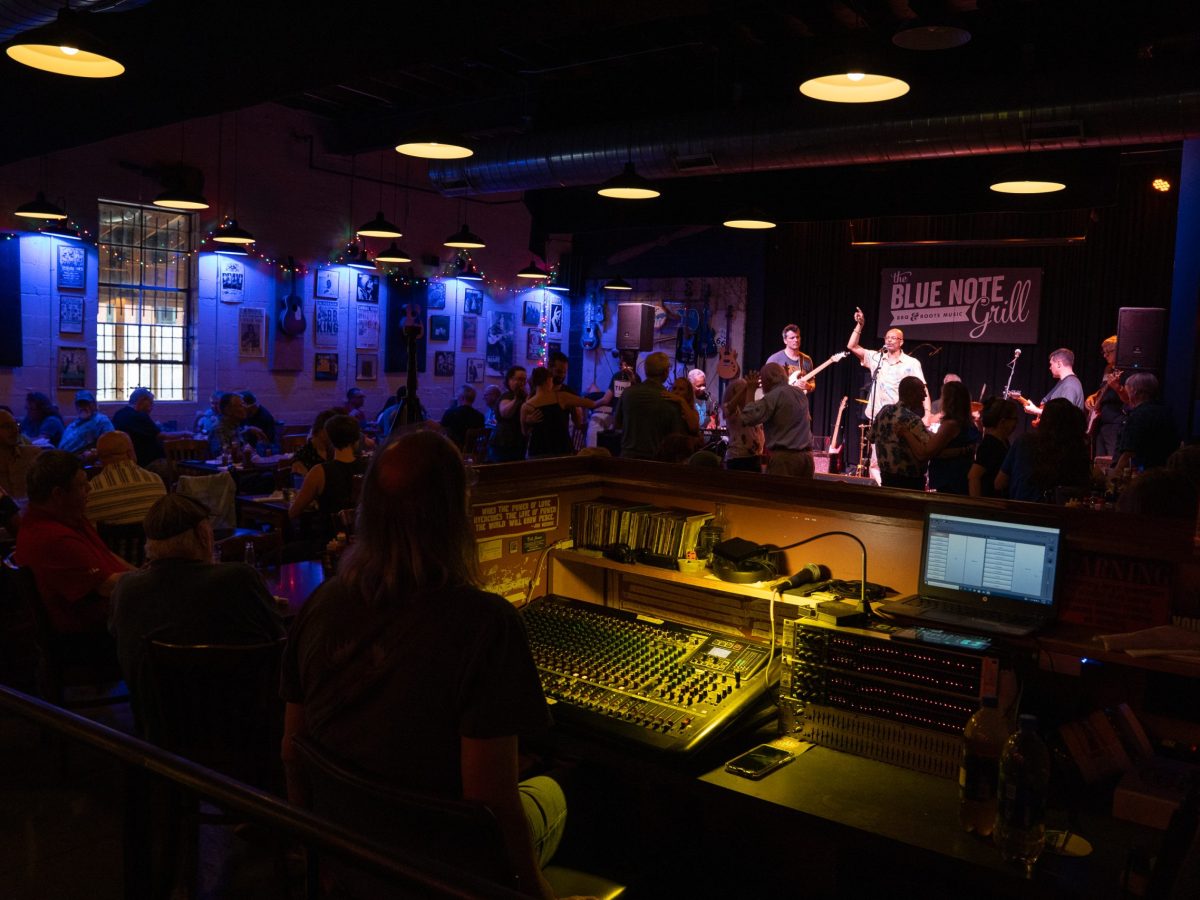 Blues musicians perform during the Tuesday Blues Jam at the Blue Note Grill. Photo by Angelica Edwards.